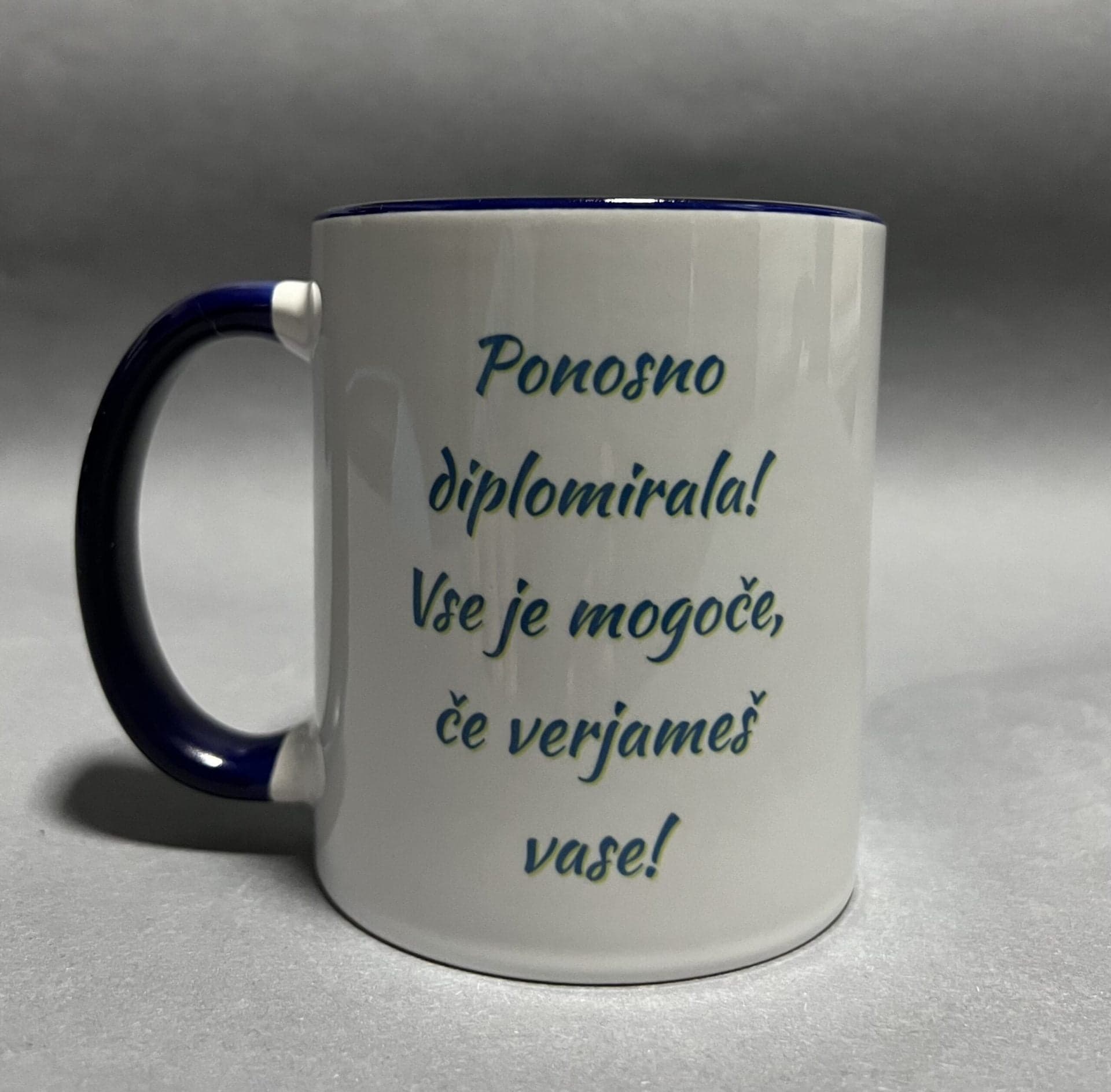 Skodelica za diplomo – motiv 1