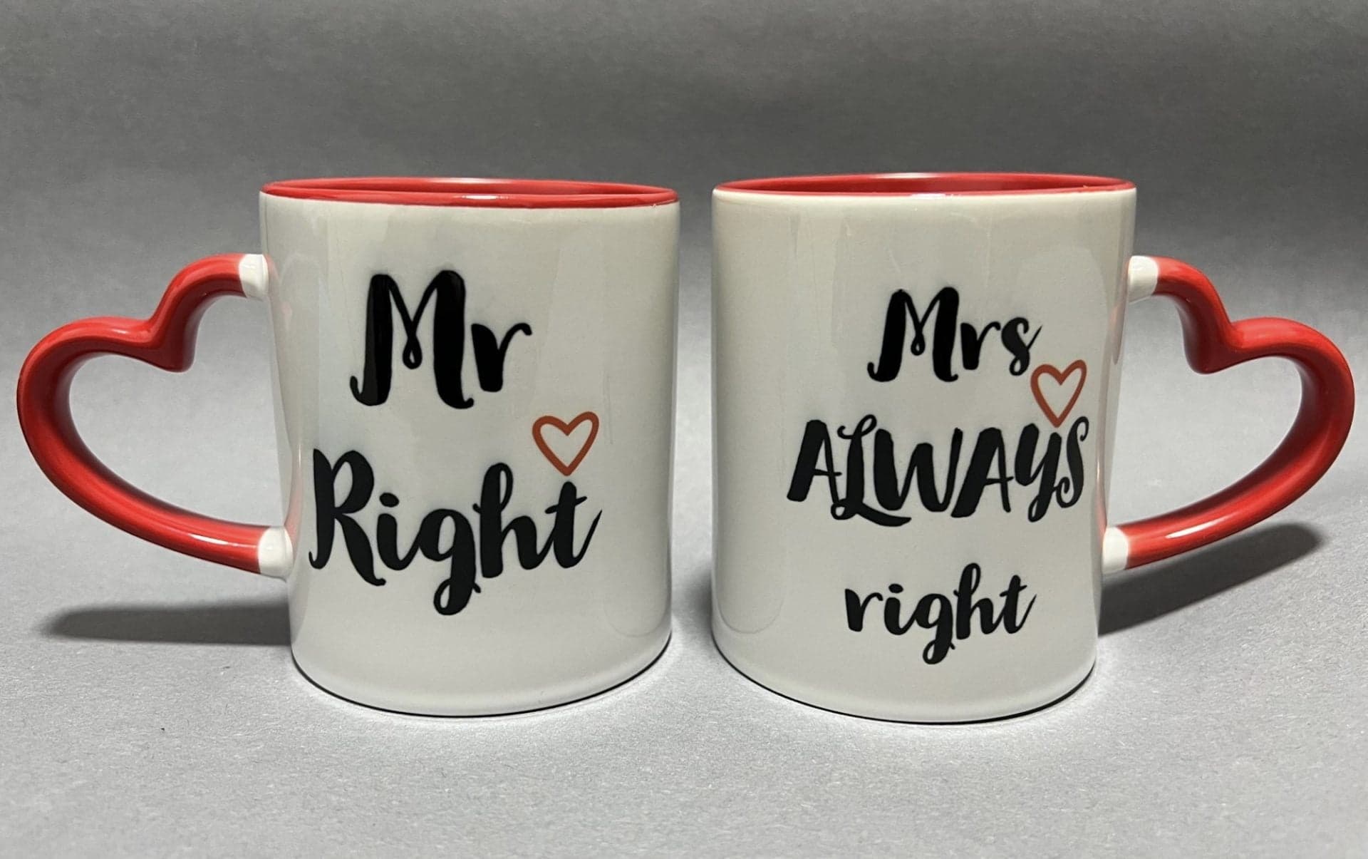 Skodelici »Mr. Right« in »Mrs. Always Right« s srčkastim ročajem