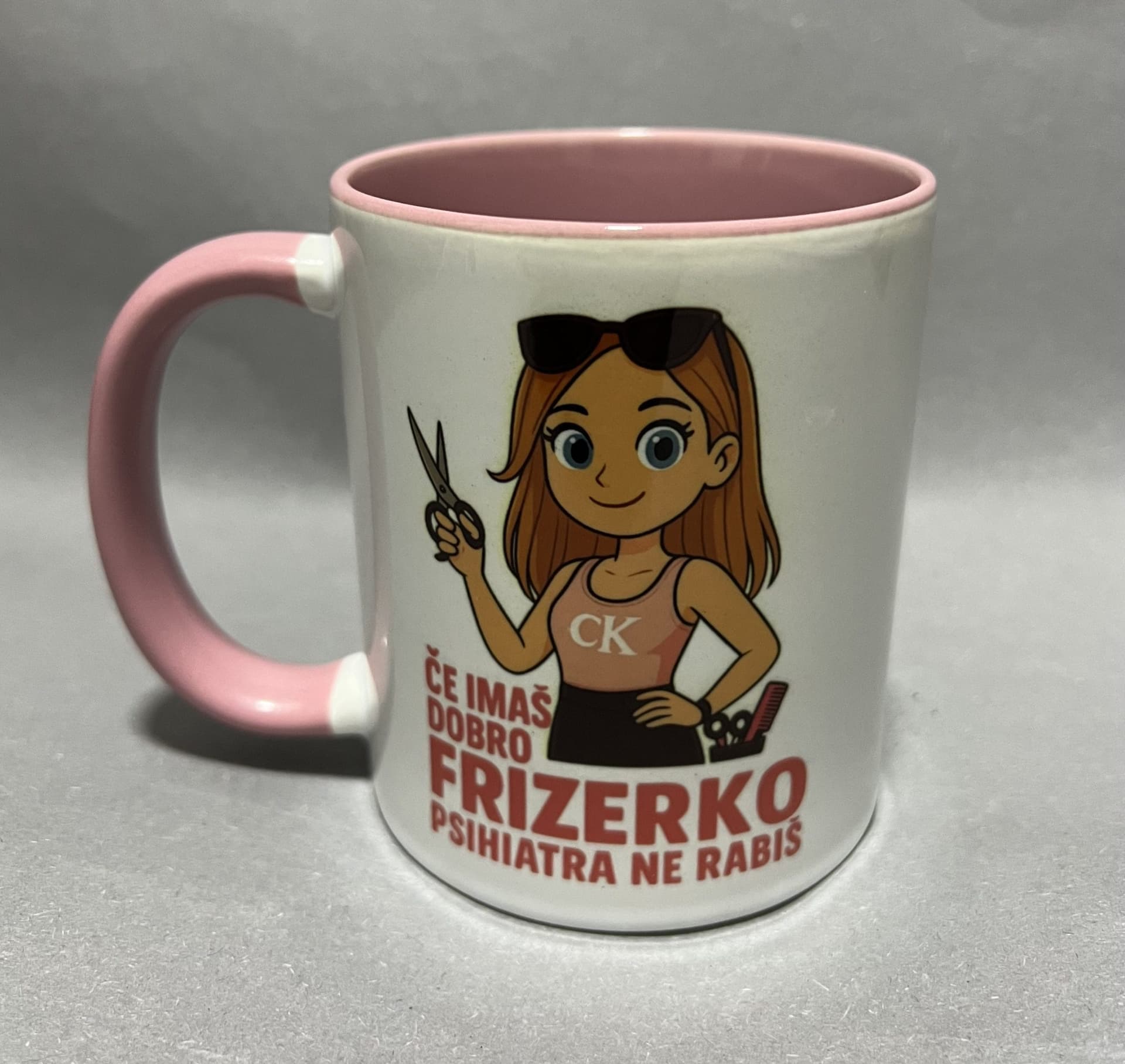 Skodelica če imaš dobro frizerko psihiatra ne rabiš