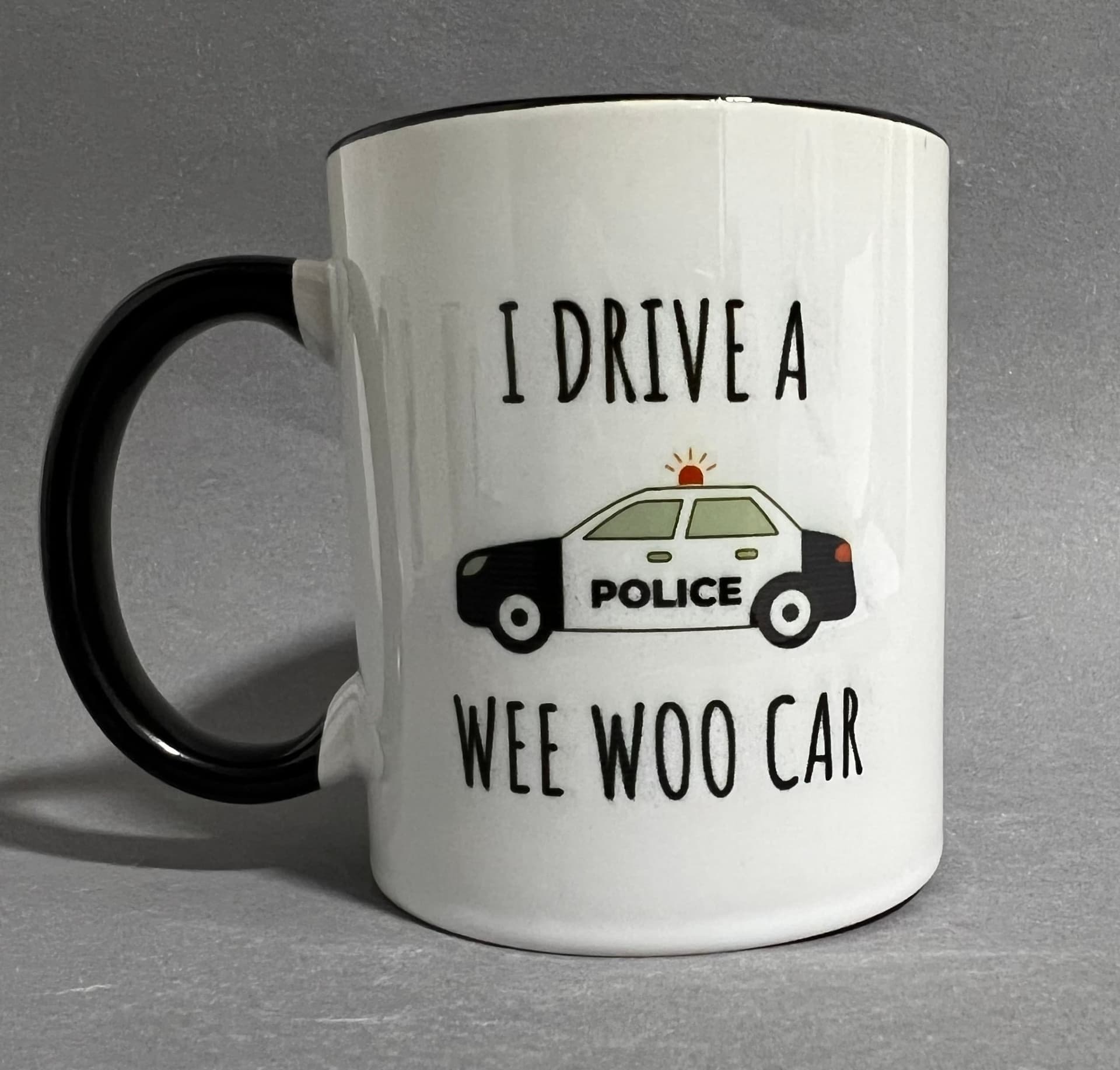 Skodelica za policiste »I drive a wee woo car«